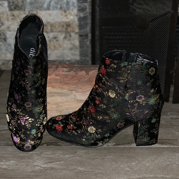Diba Shoes - Diba Brodie Bootie in Floral Brocade